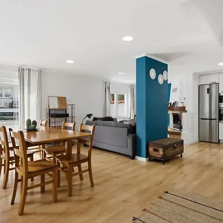 Appartement 3 Bedrooms&pool Parede